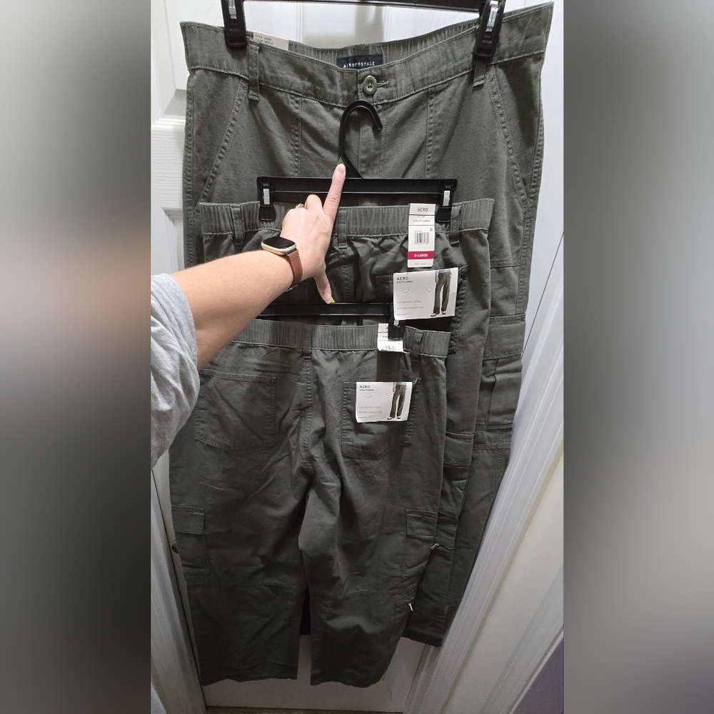 Aeropostale Women's Green Cargo  Pants  L, XL And XXL, price Is For 1
